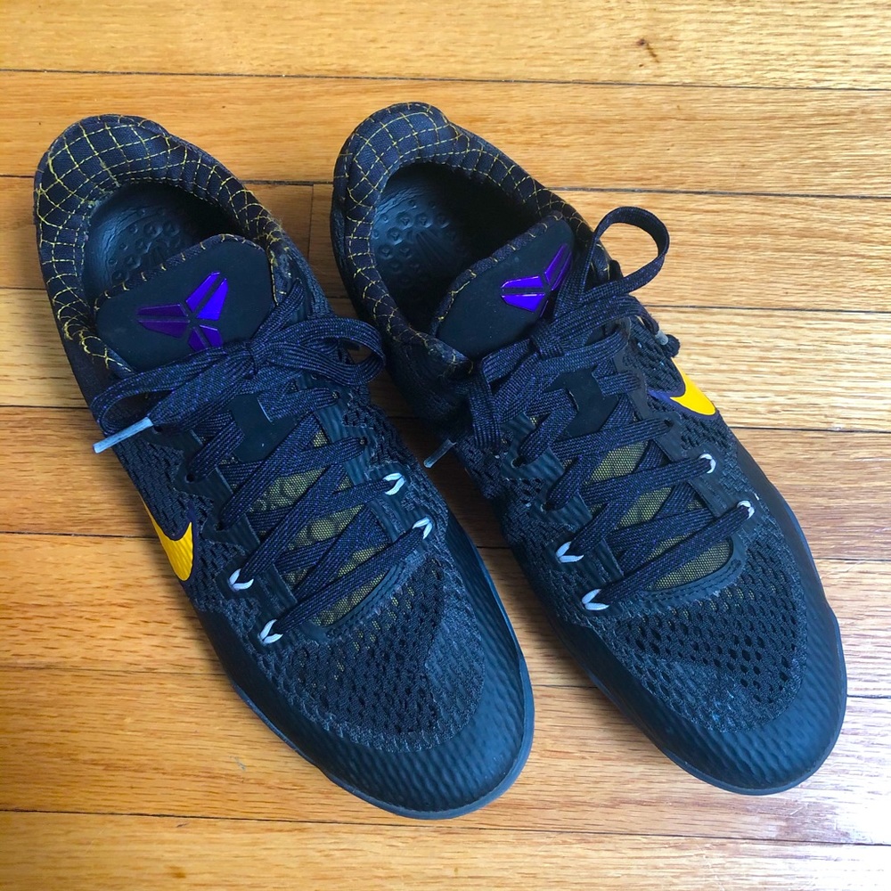 NIKE Kobe 11 'Carpe Diem' Basketball *RARE*